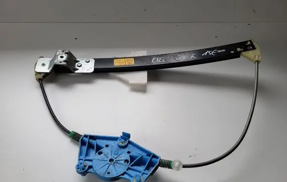 Seat Exeo (3R) Rear window lifting mechanism without motor