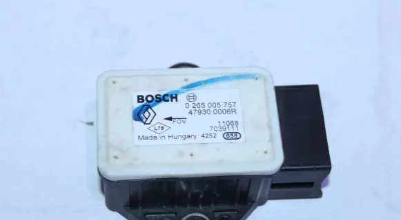 Nissan Qashqai ESP (stability system) control unit 479300006R 0265005757