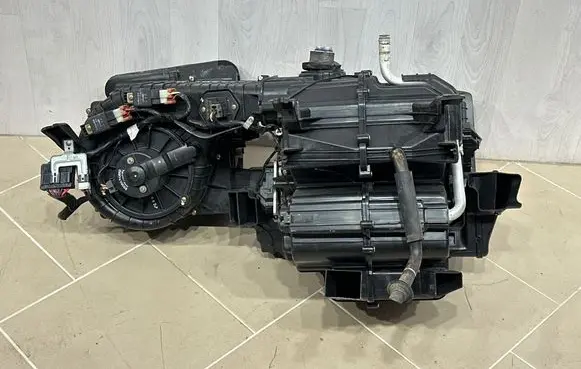 Hyundai Tucson JM Interior heater climate box assembly 