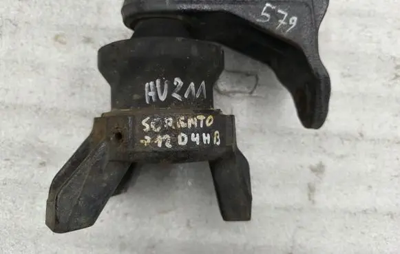 KIA Sorento Engine mount vacuum valve 