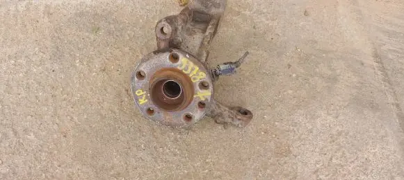 Volkswagen Transporter - Caravelle T5 Front wheel hub spindle knuckle