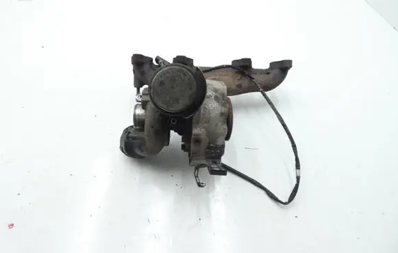 Volkswagen PASSAT B6 Turbo 03G253014M