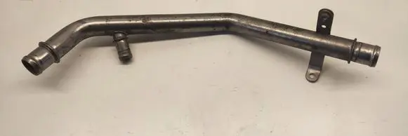 Chevrolet Camaro Engine coolant pipe/hose 84128868