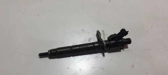Volvo XC70 Fuel injector 31272767 0445116016