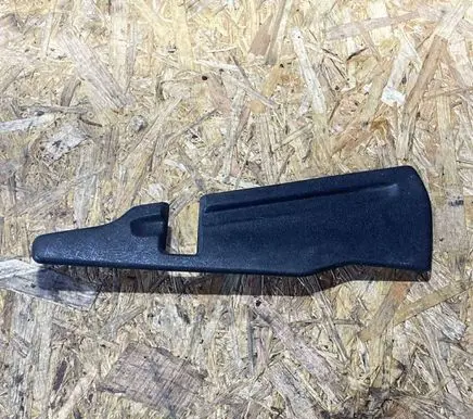 Mercedes-Benz S W126 Seat trim 1239100518