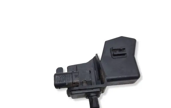 BMW X3 E83 Bonnet alarm switch sensor 9119052 8385159 61138385159