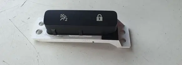 Nissan Leaf I (ZE0) Other switches/knobs/shifts