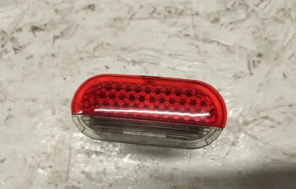 Audi Q7 4L Front door interior light 5121