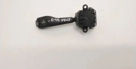 BMW 3 E46 Indicator stalk 8363668 0110401025