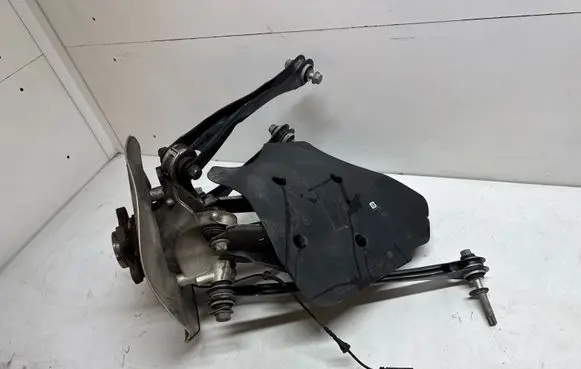 BMW 4 G22 G23 G24 G26 Stub axle 6879526