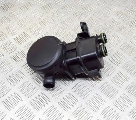 Porsche 911 991 Oil breather separator 70324408 70324415