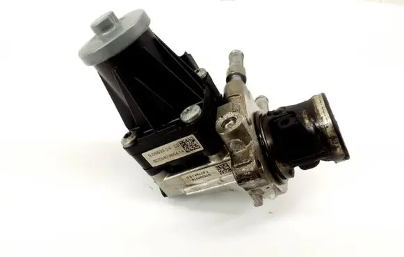 Peugeot 5008 II EGR valve 9829870080