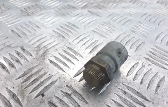 Coolant temperature sensor