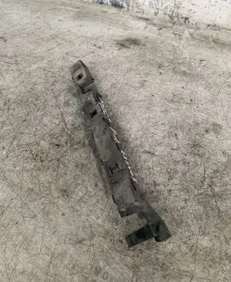 BMW 1 E81 E87 Front bumper mounting bracket
