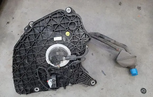 Audi A8 S8 D5 AdBlue liquid reservoir 8W0131969J