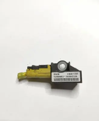 Honda CR-V Airbag deployment crash/impact sensor 77970SWAE113M4 5WK43786
