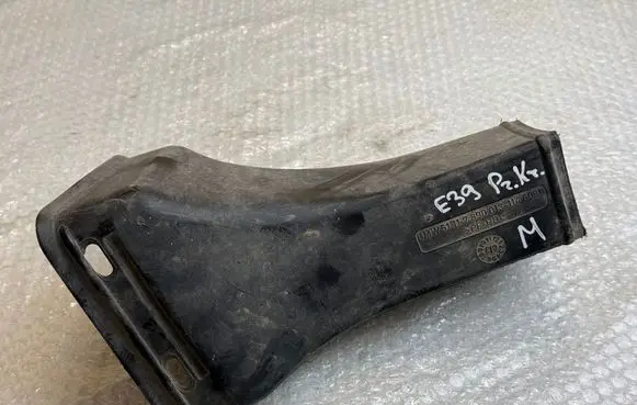 BMW 5 E39 Brake cooling air channel/duct 7890013 51117890013 7114609