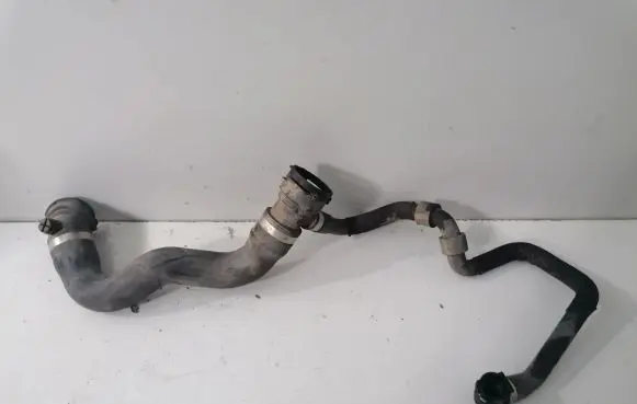 BMW 5 F10 F11 Engine coolant pipe/hose 7640916