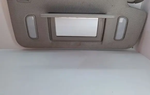 Opel Mokka Sun visor