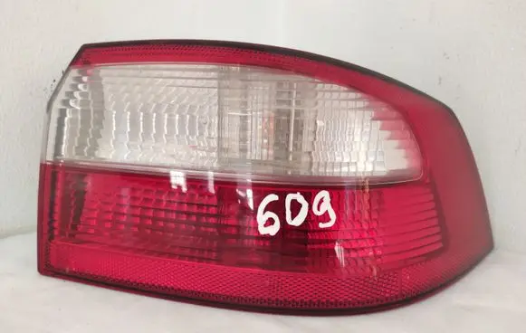 Renault Laguna II Rear/tail lights 8200002474