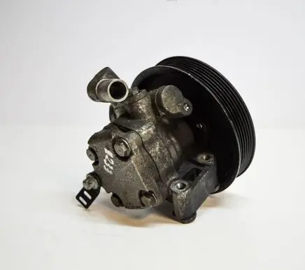 Mercedes-Benz CLC CL203 Power steering pump A6112300115 A0044661301