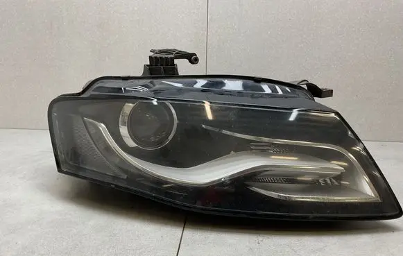 Audi A4 S4 B8 8K Headlight/headlamp