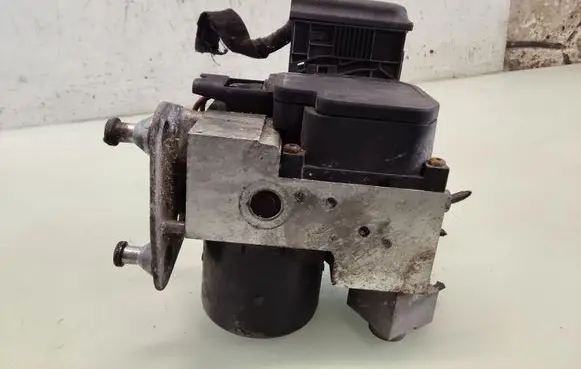Mercedes-Benz E W210 ABS Pump 0265202436 A0034310012H