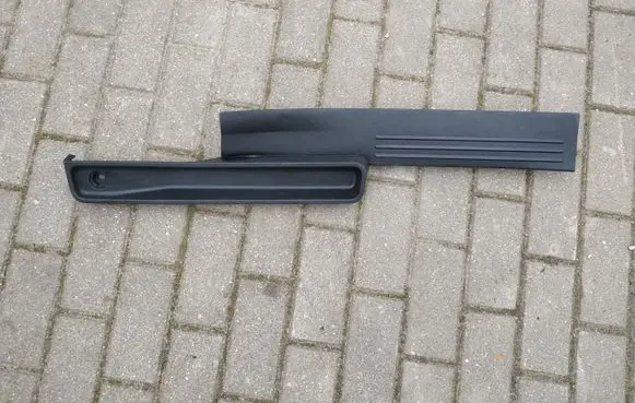 Chrysler Town & Country V Front sill trim cover 1PF45DX9AA