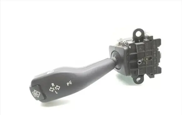 BMW X3 E83 Indicator stalk 8353668 01104010
