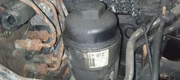 Opel Zafira A Oil filter cover 90571672