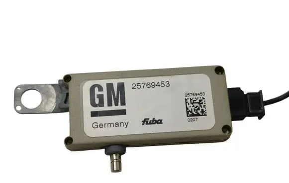 Cadillac CTS Aerial antenna amplifier 25769453