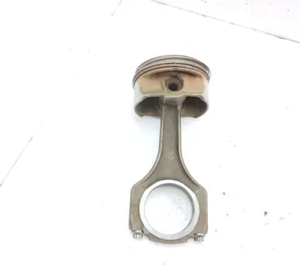 BMW M5 Piston with connecting rod