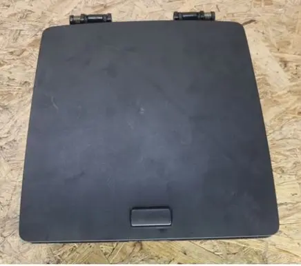 Volkswagen Touran II Glove box 1T1857921