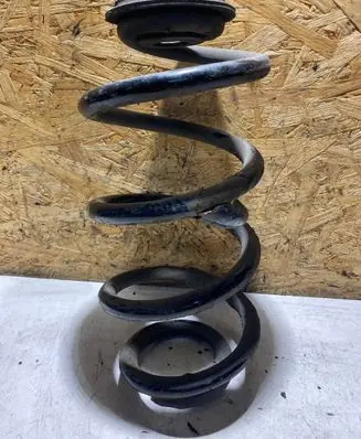 Nissan Qashqai Rear coil spring