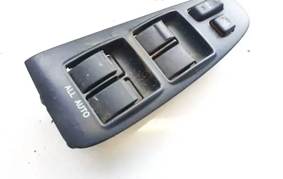 Toyota RAV 4 (XA30) Electric window control switch 54356022a 84820-05100