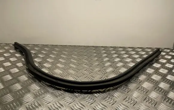 Audi A7 S7 4G Engine compartment rubber 4G8823723A