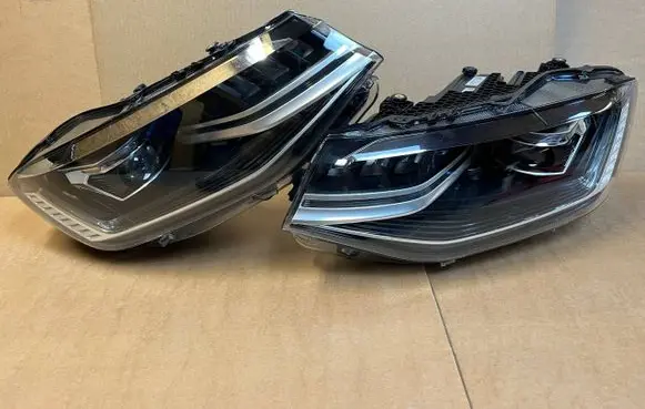 Volkswagen Caddy Headlights/headlamps set 2K8941036AH 2K8941035AH