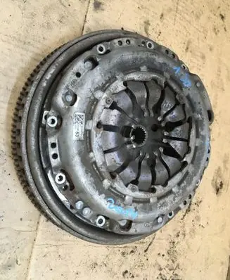 Nissan Qashqai Clutch set kit 302050418R 123108271R