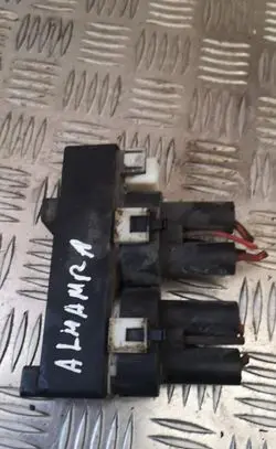 Seat Alhambra (Mk1) Coolant fan relay 701919506a