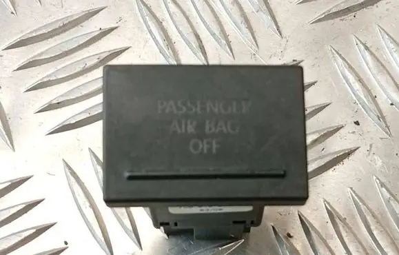 Volkswagen Touareg I Passenger airbag on/off switch 7L6919235B