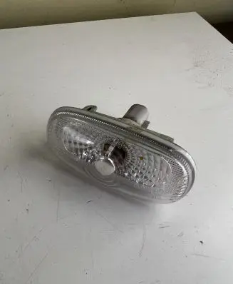 Hyundai Santa Fe Front fender indicator light 923033K0