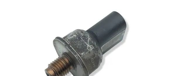 Mercedes-Benz E W212 Fuel pressure sensor 93072521A