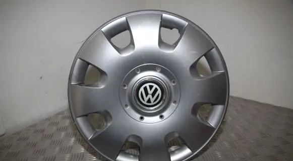 Volkswagen Caddy Non-original wheel cap 304SJS15