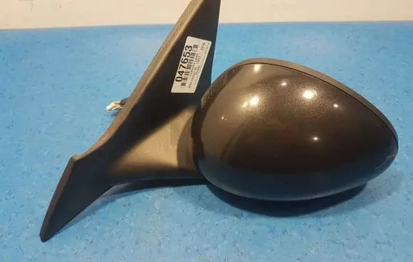 Alfa Romeo GTV Front door electric wing mirror