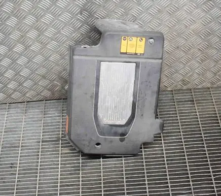 Chevrolet Volt I Other engine bay part 22800185