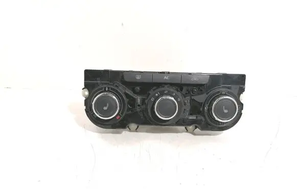 Skoda Octavia Mk2 (1Z) Climate control unit 3T0820047AH