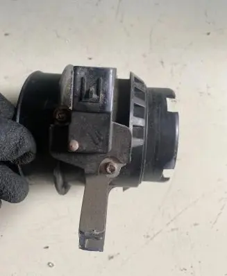Ford Focus Mass air flow meter BV619B642AE BV619T303