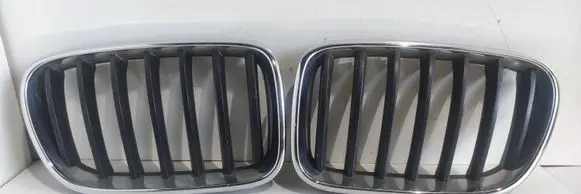 BMW X3 F25 Front bumper upper radiator grill 51117210726 7210726 M352