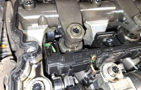 Dodge Journey Fuel injector