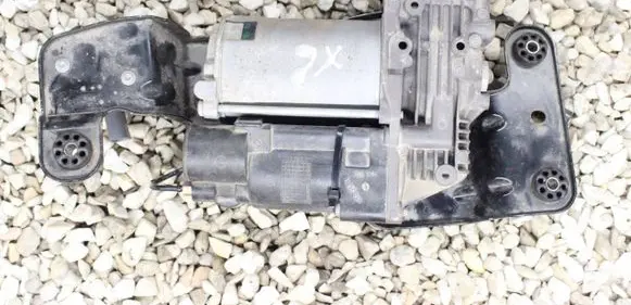 BMW X6 E71 Air suspension compressor/pump 6789938 6859714